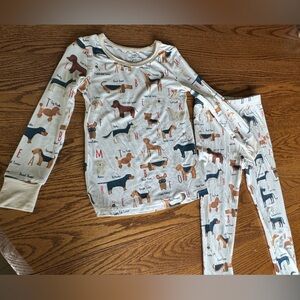 NWOT Caden Lane “ABC Paw-ty” print, 4T two piece pajamas